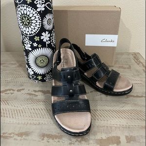 CLARKS LEXI QWIN LEATHER SANDALS SIZE 6.5 WOMENS BLACK MEDIUM WIDTH
